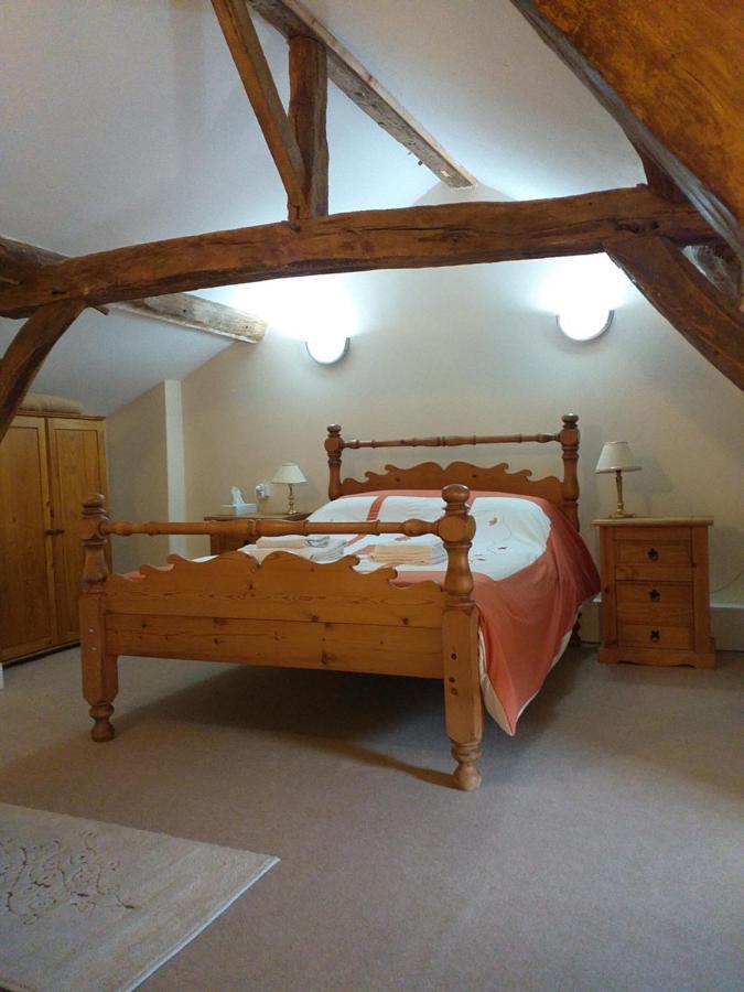 Bed and Breakfast Ancienne Ecole Cazaux-Villecomtal Екстер'єр фото